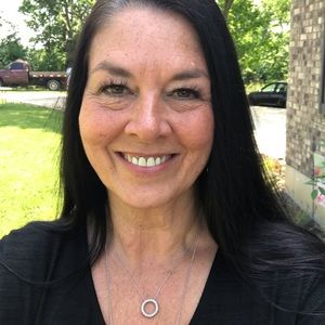 Meet your Posher, Becky